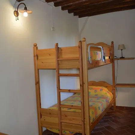 House With Private Garden In The Crete Senesi 度假居 *